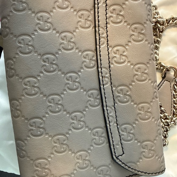 Mini Gucci Emily Crossbody Bag - Picture 11 of 12